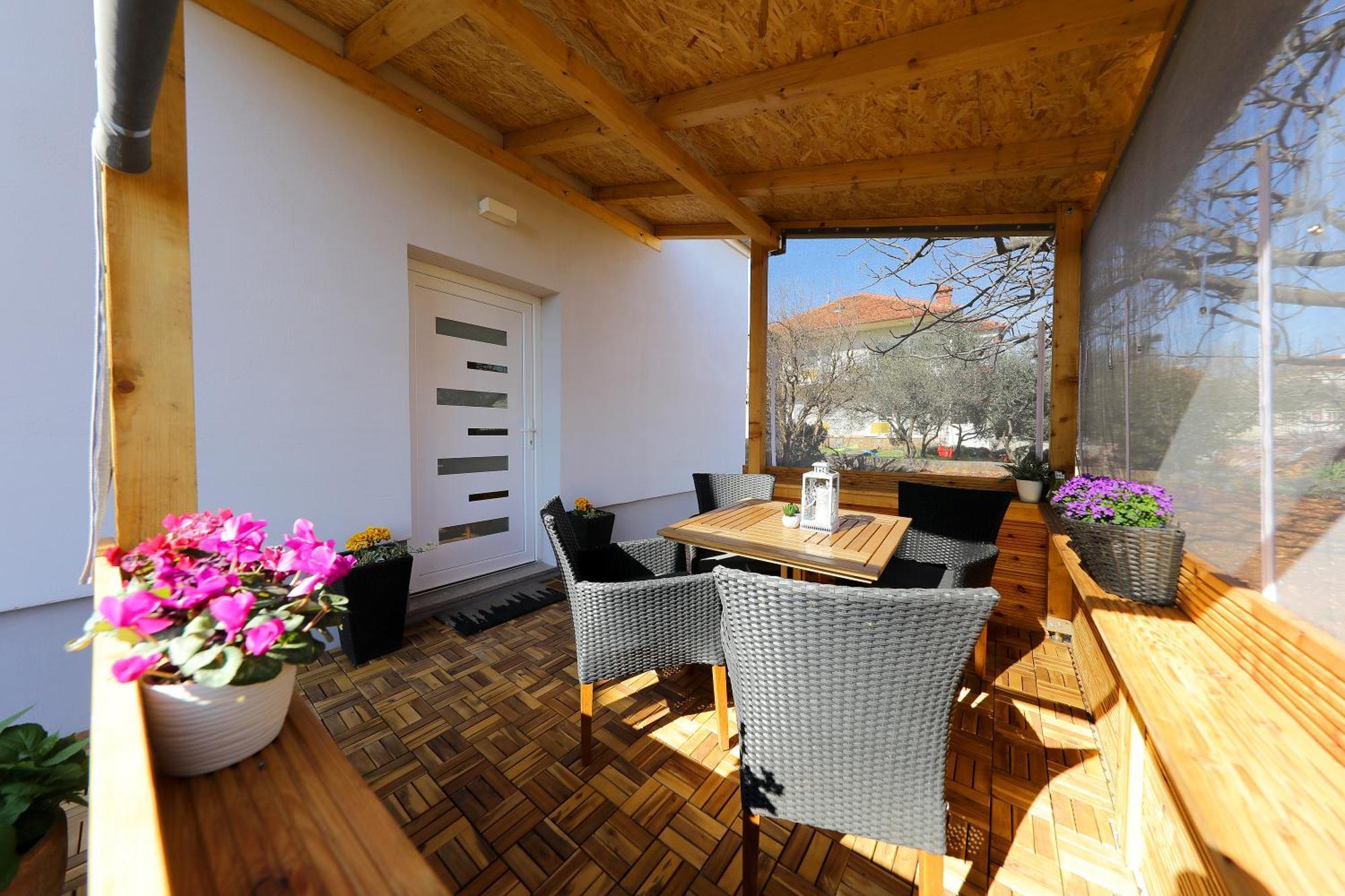 Studio Apartman Summer Flower Zadar Luaran gambar