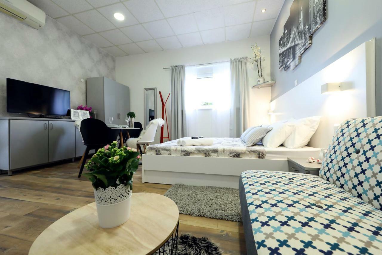 Studio Apartman Summer Flower Zadar Luaran gambar